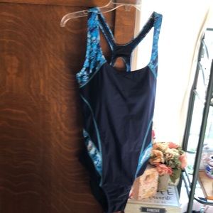 Blue&White Razorback Swimsuit  LG    NWT☀️